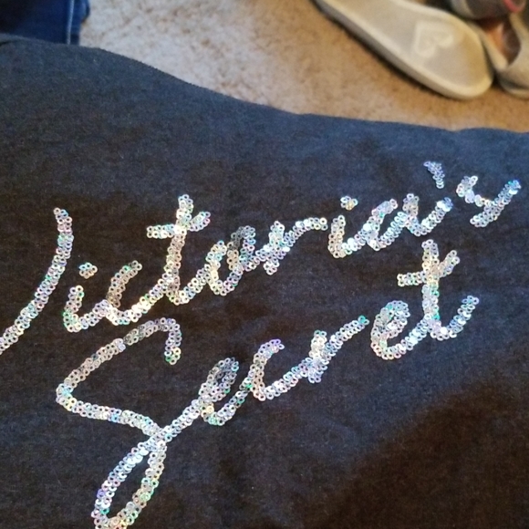 Victoria Secret Top - Picture 3 of 4